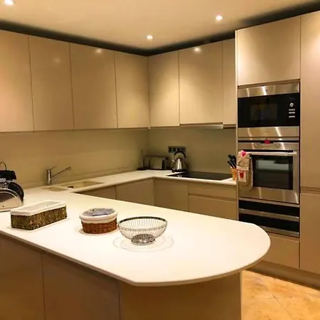 Apartment Vale Do Garrao Sleeps 6 With Pool Air Con And Wifi